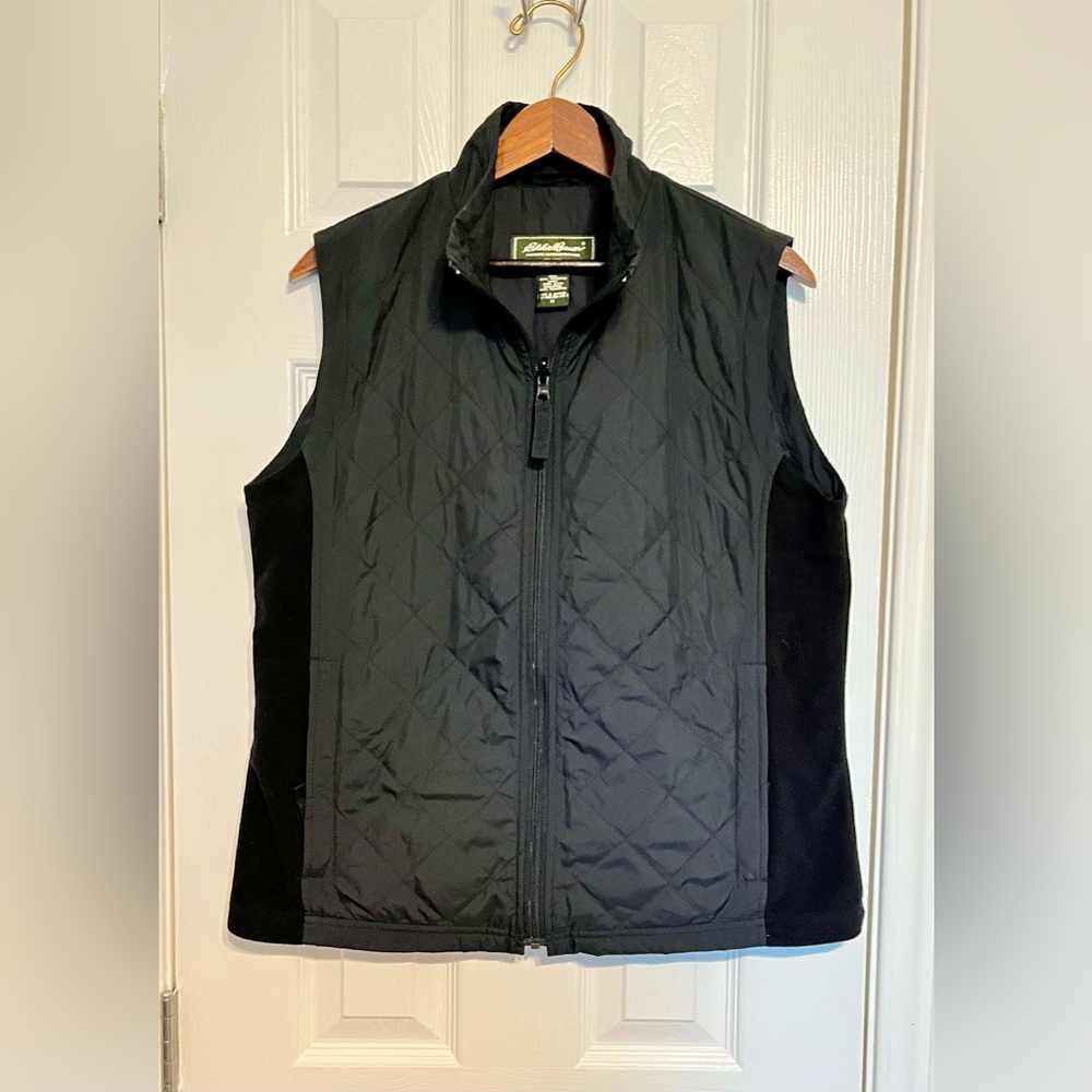 Eddie Bauer Black Quilted‎ Vest Outdoor Essential Vest Zipper Jacket
